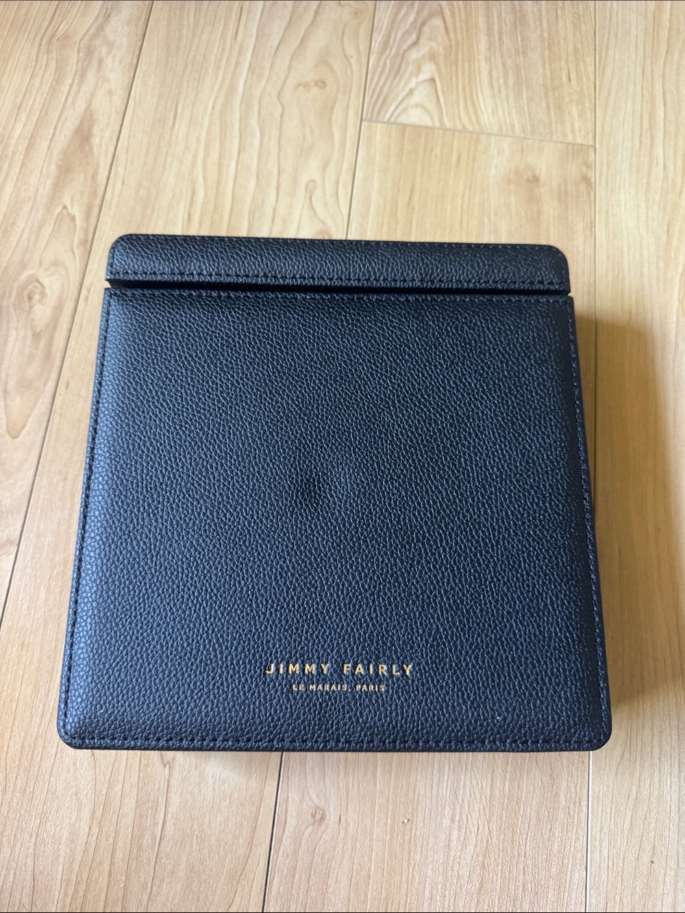 Jimmy Fairly Black Leather SUNGLASS Traveling case